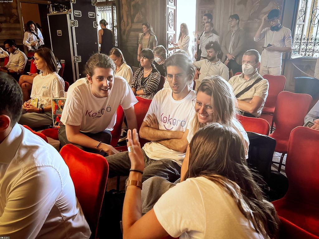 ផលប៉ះពាល់នៃការប្រកួតនានា