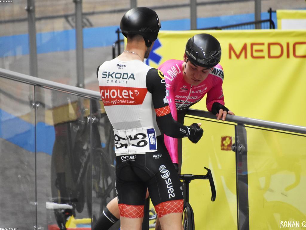 ααΆαααααα½αααΆααΆ αα·αα’ααααααααααααΆ